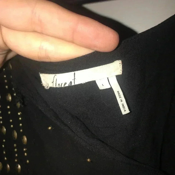 Beautiful Beaded Blouse - Picture 4 of 5